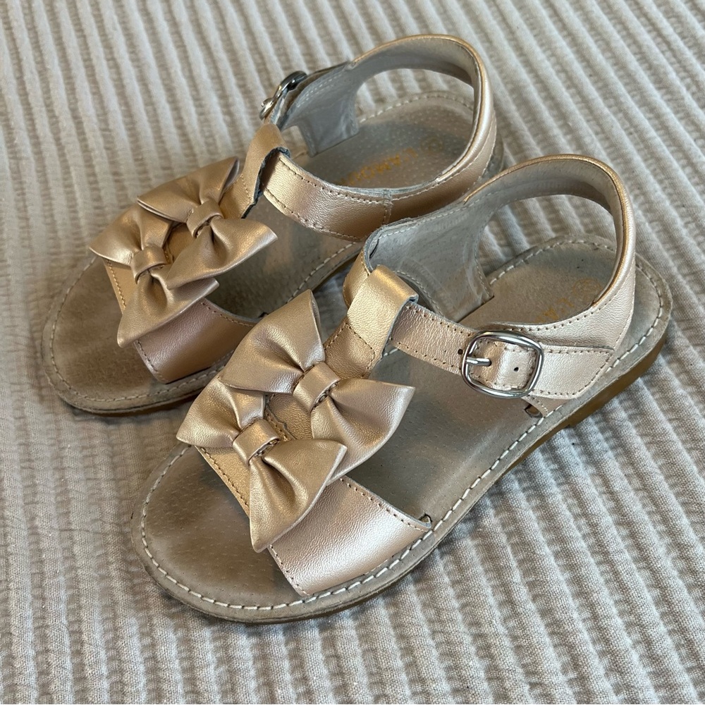 EUC: L’Amour Serena Double Bow Sandals